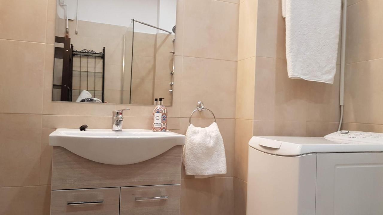 Palette Apartment Bamboo - Athens Center, 6 Bd, 3 Bath Extérieur photo