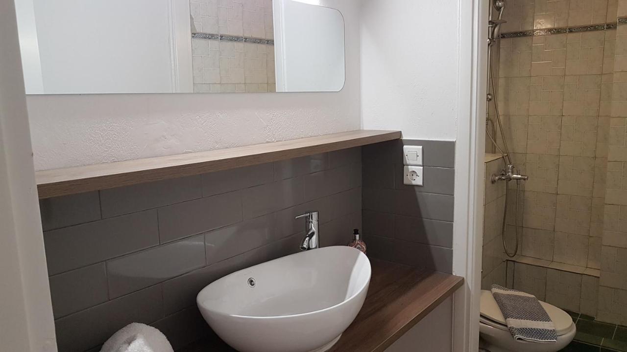 Palette Apartment Bamboo - Athens Center, 6 Bd, 3 Bath Extérieur photo